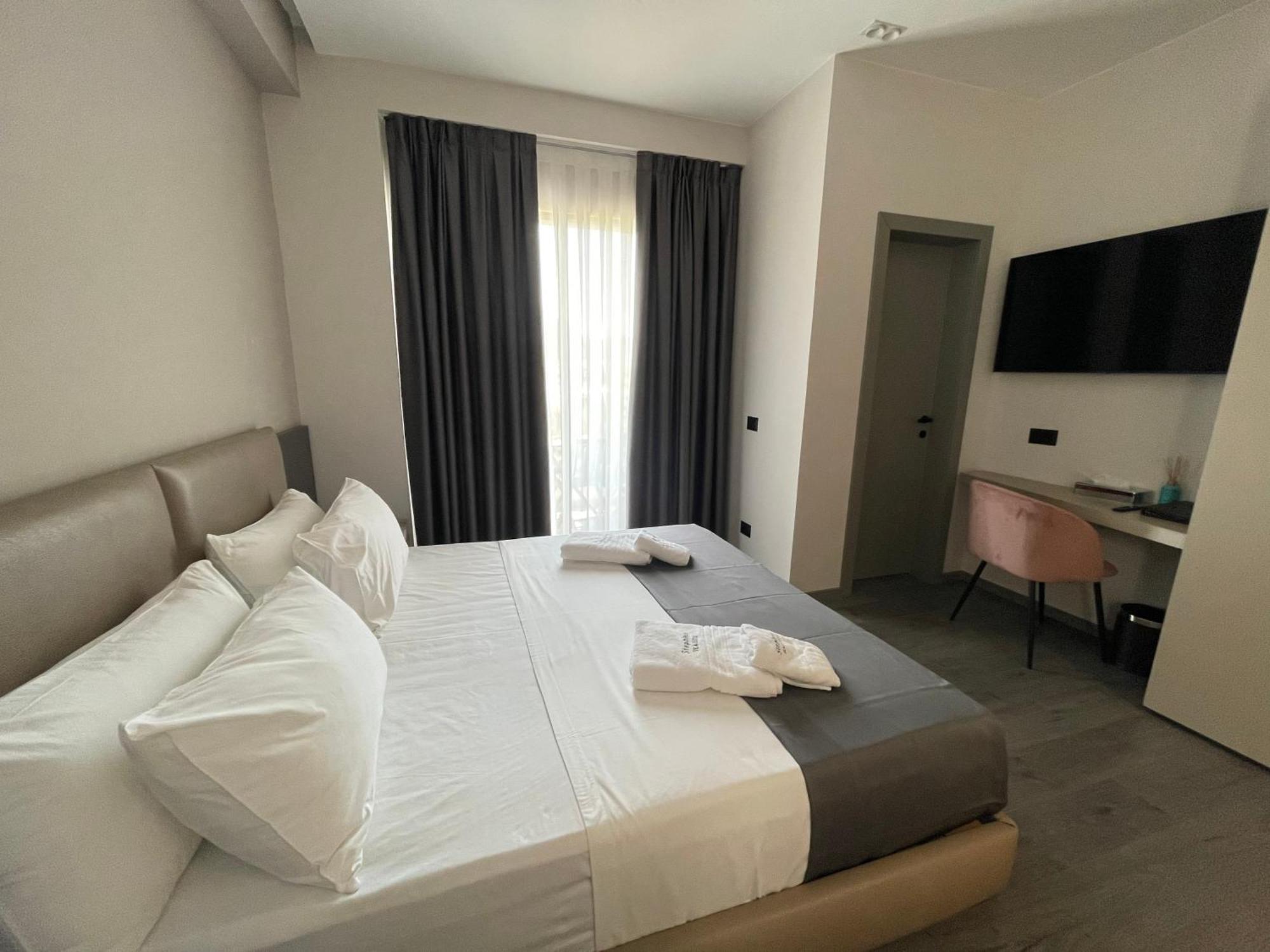 Stephen Seaside Hotel Dhërmi Eksteriør bilde